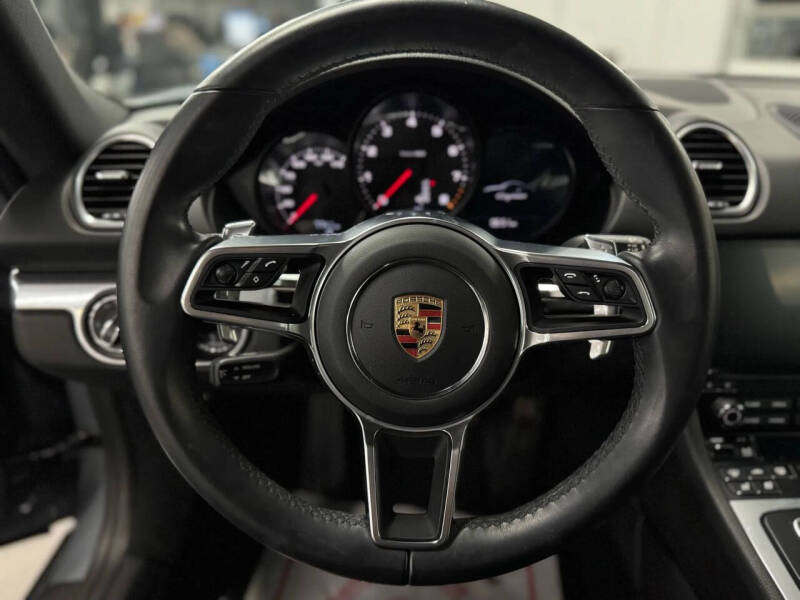 2024 Porsche 718 Cayman