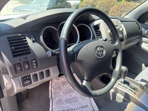 2006 Toyota Tacoma PreRunner V6