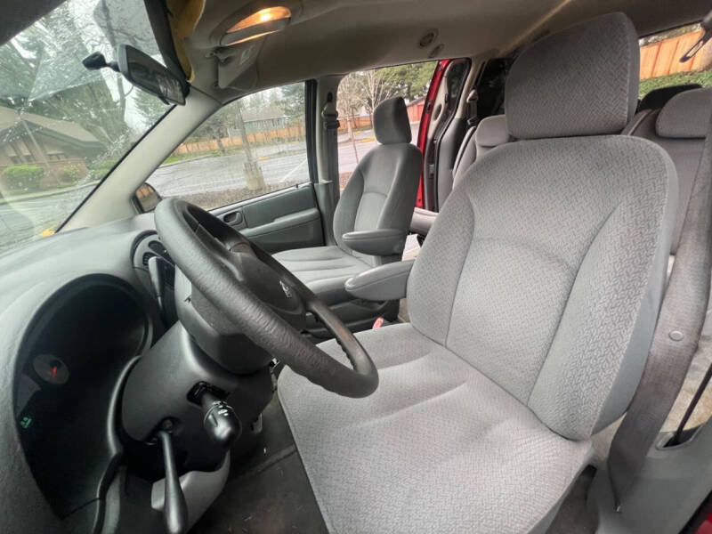 2006 Dodge Grand Caravan SE