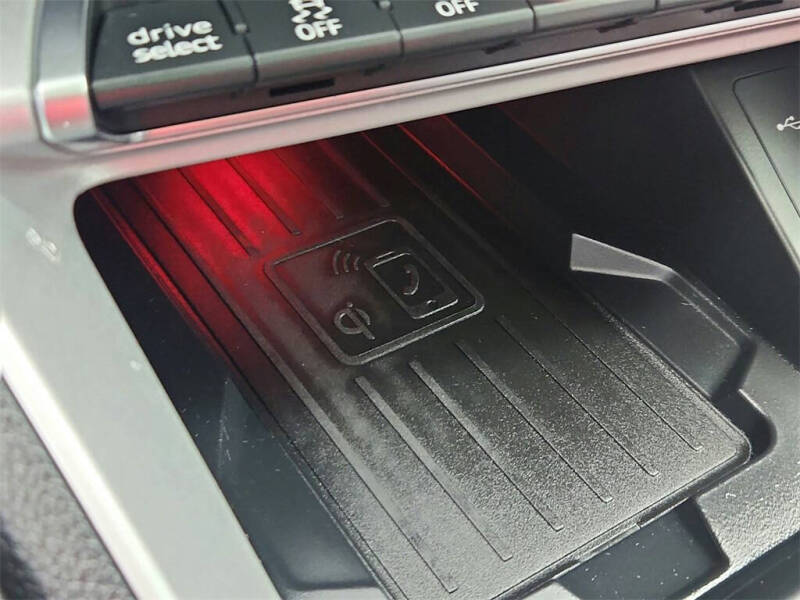 2023 Audi Q3 quattro S line Prem Plus 45 TFSI