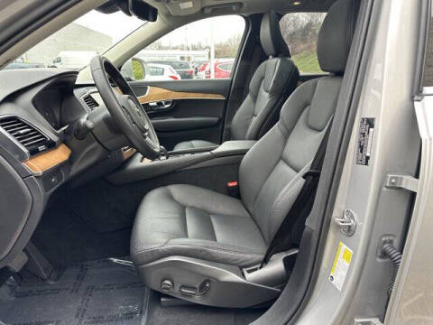 2025 Volvo XC90 B6 Plus Bright Theme 7P