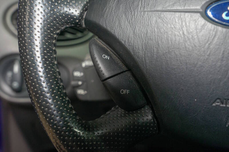 2003 Ford Focus SVT