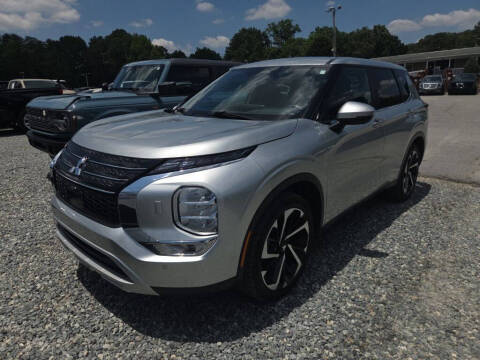 2024 Mitsubishi Outlander SE