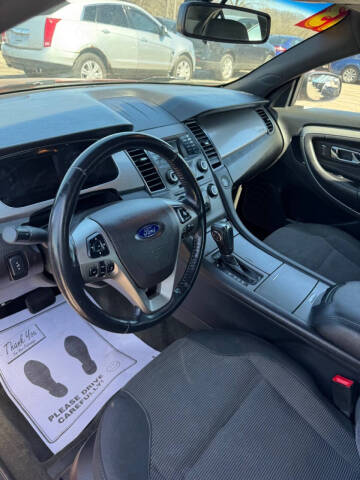 2013 Ford Taurus SEL