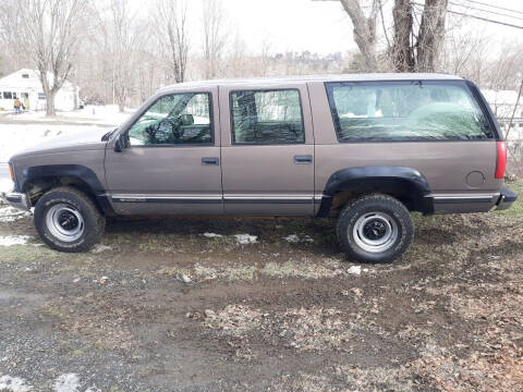 1997 Chevrolet Suburban for sale at Parkway Auto Exchange in Elizaville NY