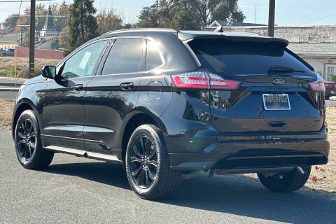 2024 Ford Edge SE