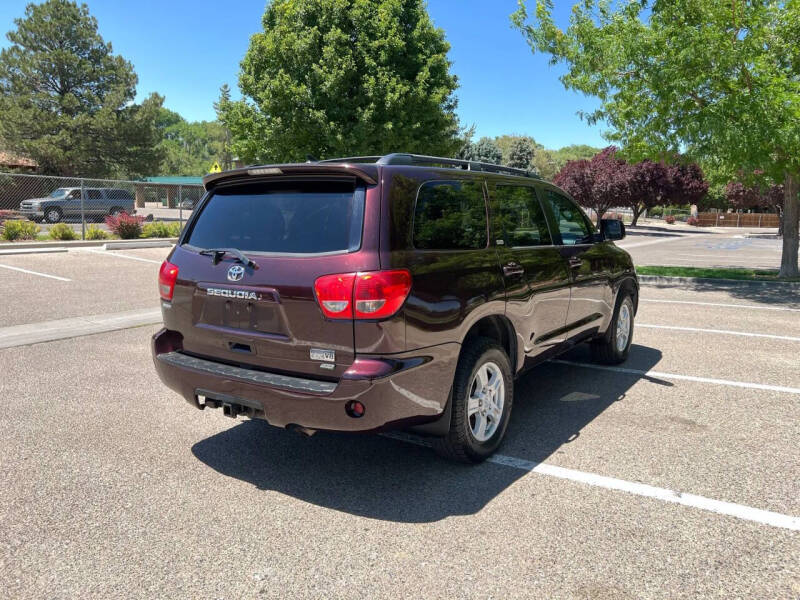 2015 Toyota Sequoia SR5