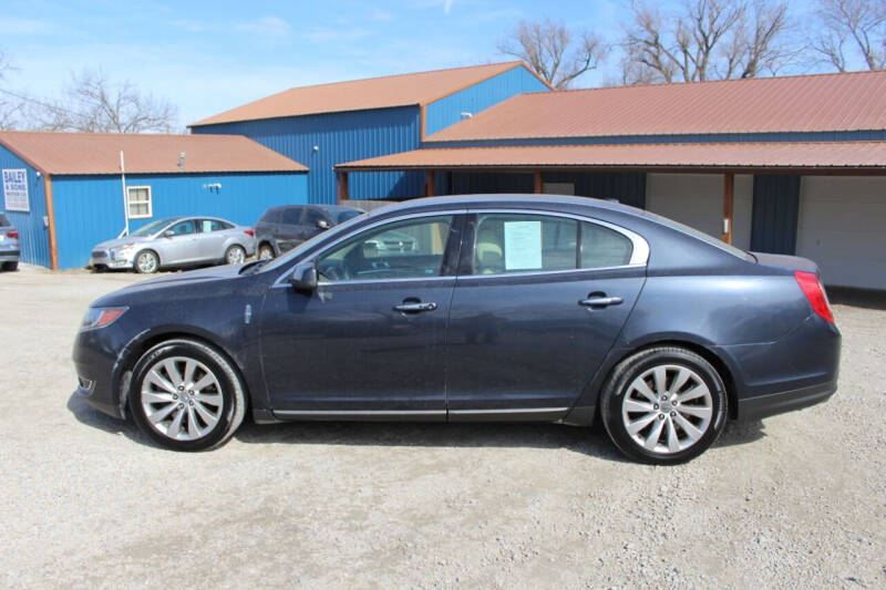 2014 Lincoln MKS Base photo 9