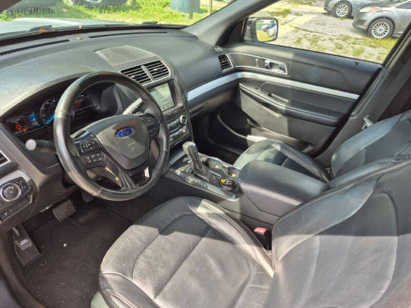 2017 Ford Explorer XLT