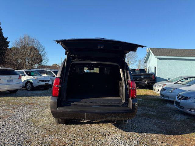 2017 Chevrolet Suburban LT