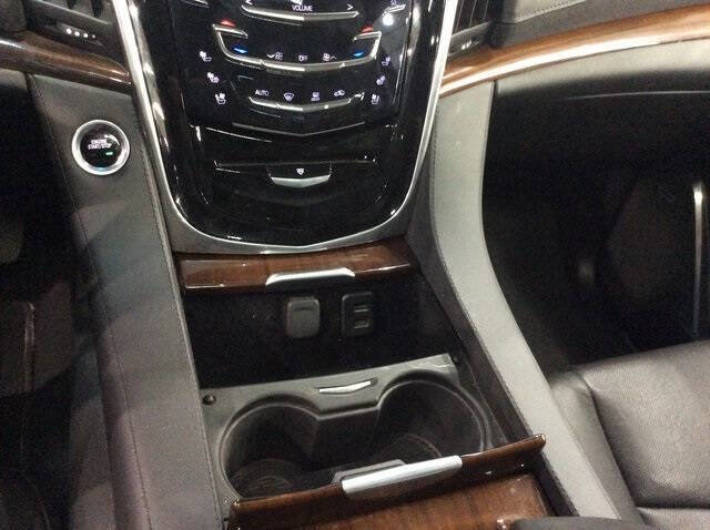 2020 Cadillac Escalade ESV Luxury