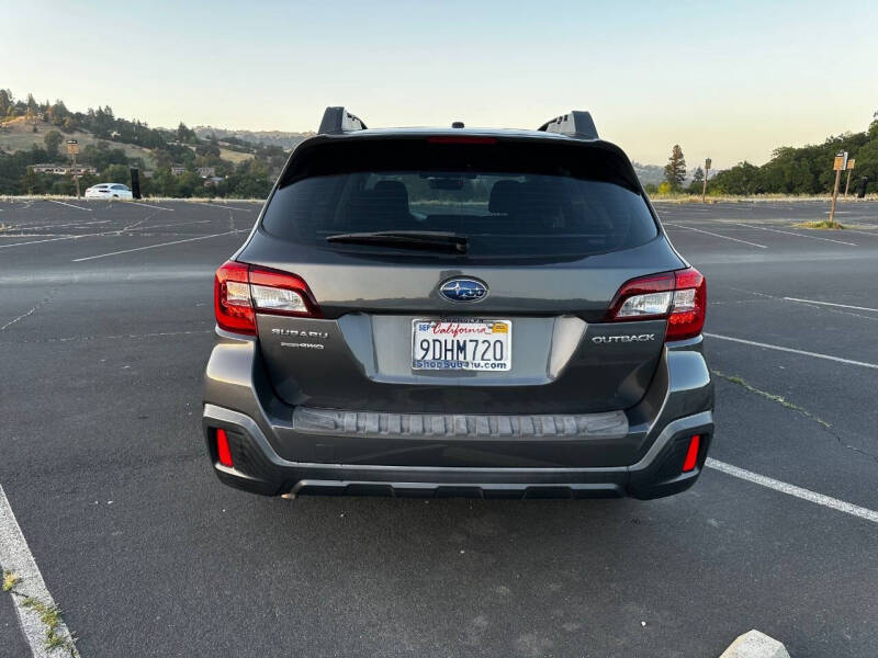 2019 Subaru Outback 2.5i