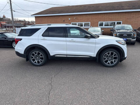 2025 Ford Explorer Platinum