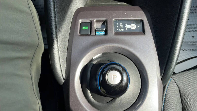 2021 Nissan LEAF S