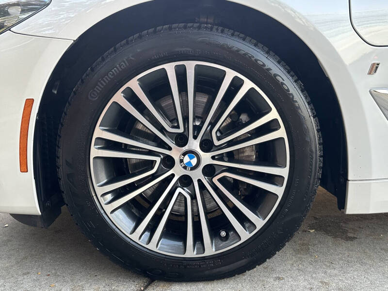 2018 BMW 5 Series 530e iPerformance