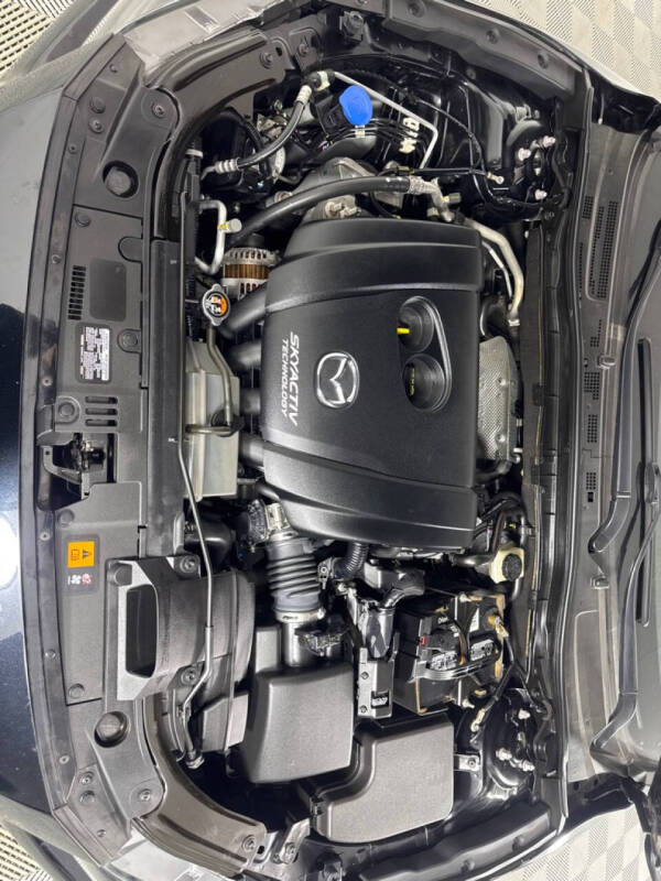 2017 Mazda MAZDA3 Sport