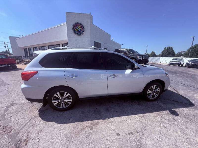 2019 Nissan Pathfinder S