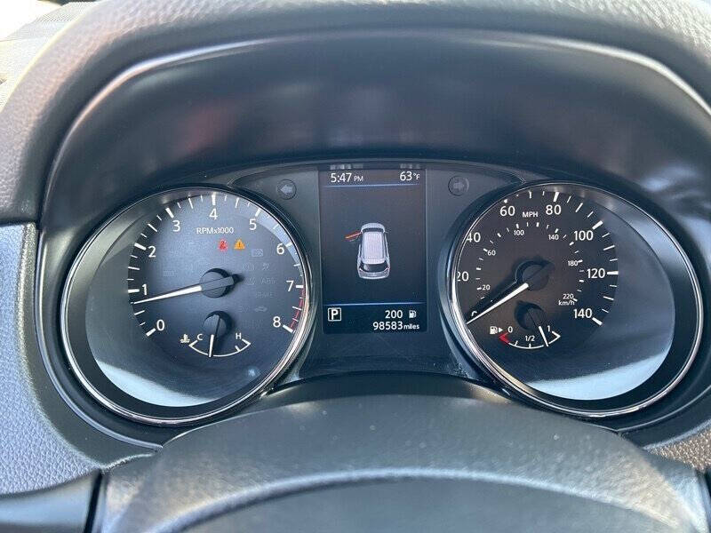 2019 Nissan Rogue SV