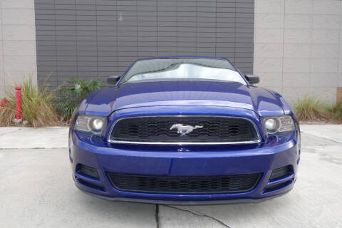 2014 Ford Mustang V6