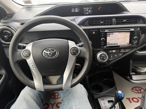 2015 Toyota Prius c Three