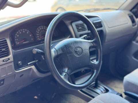 2002 Toyota 4Runner SR5