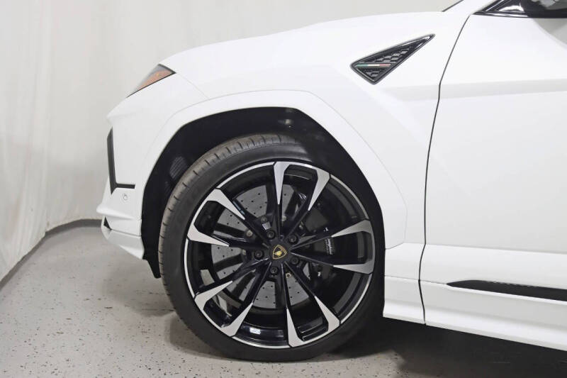 2024 Lamborghini Urus S