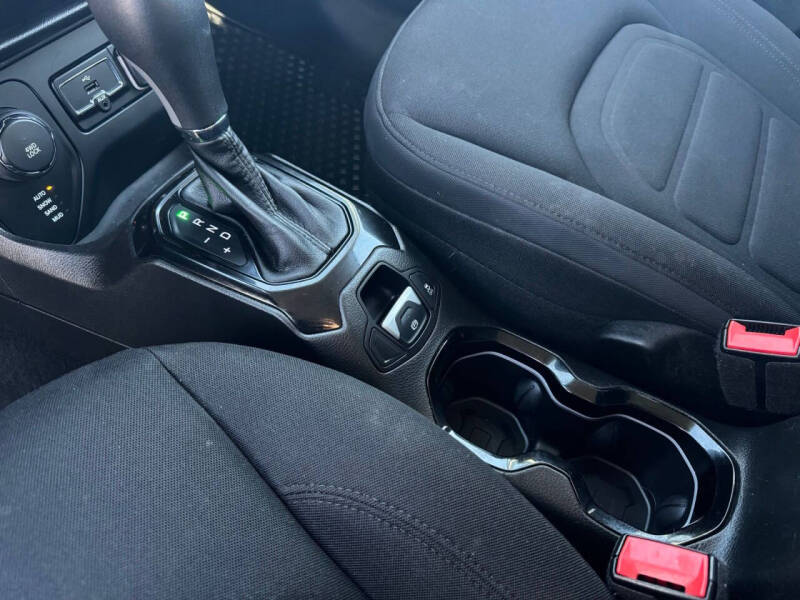 2017 Jeep Renegade Altitude