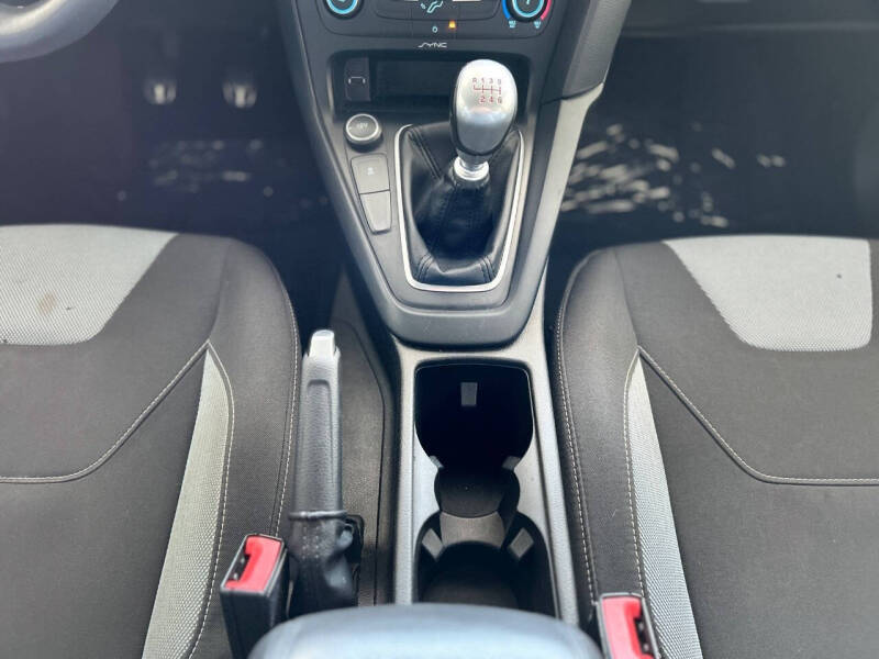 2017 Ford Focus ST