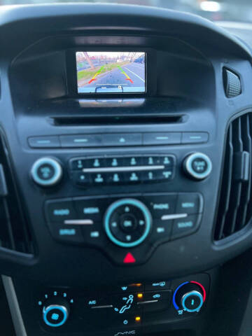 2017 Ford Focus SE