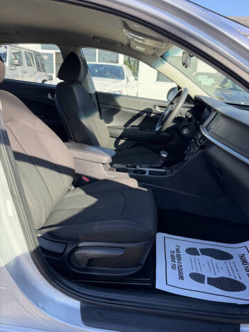 2020 Kia Optima LX
