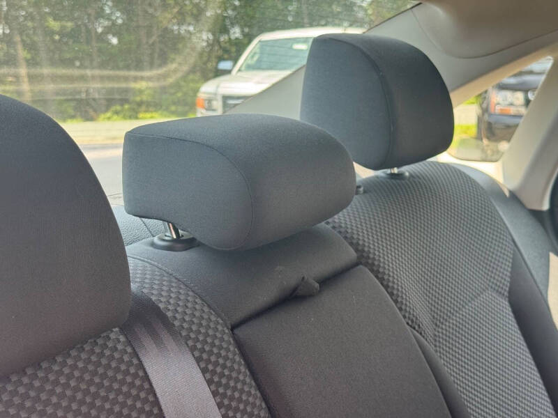 2014 Volkswagen Passat 1.8T S PZEV