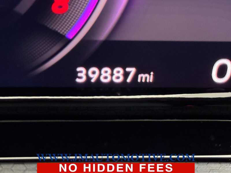 2022 Volkswagen Golf GTI SE