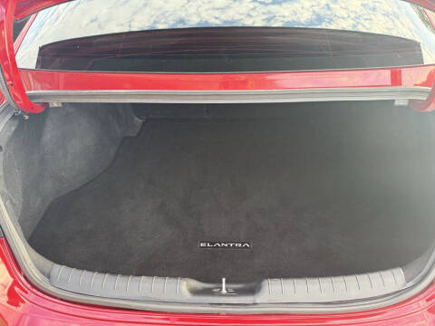 2022 Hyundai Elantra Hybrid Limited