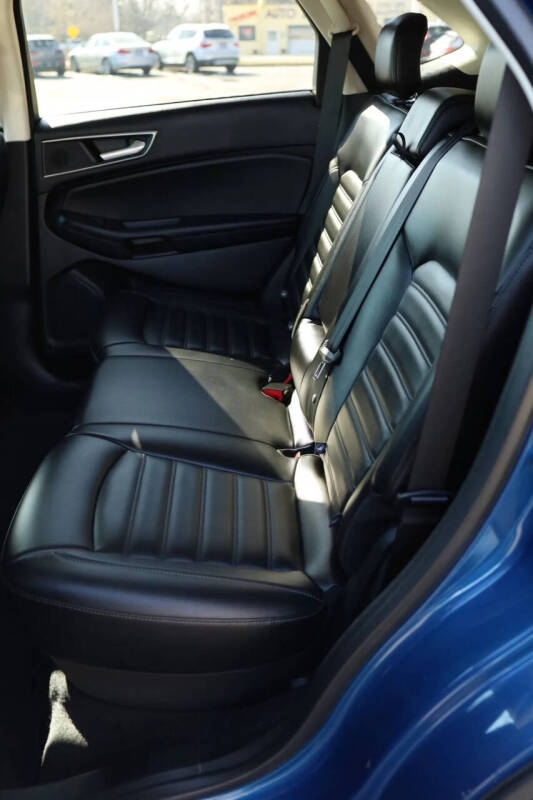 2022 Ford Edge