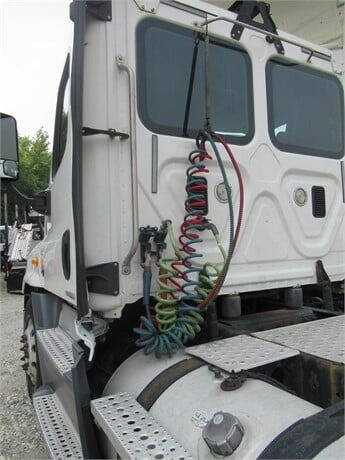 2014 Freightliner Cascadia