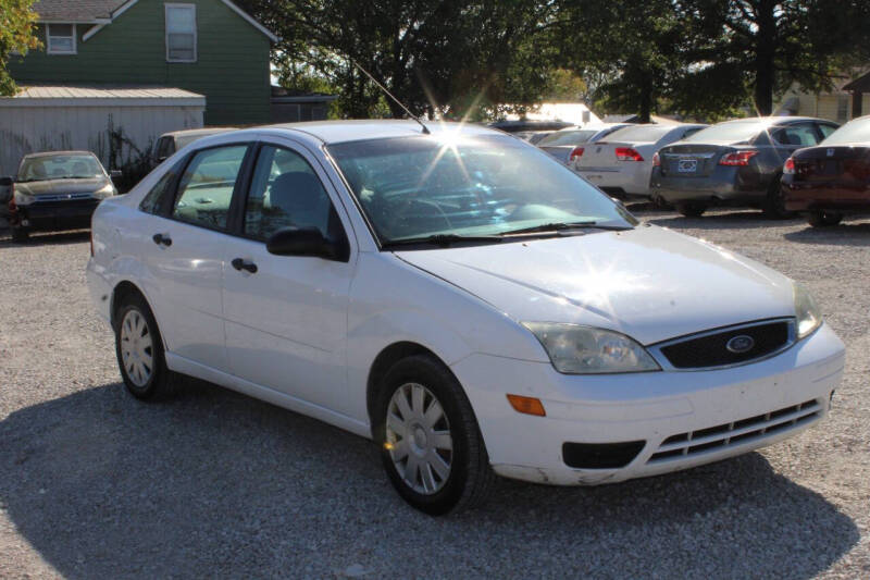 2003 Ford Focus null photo 3