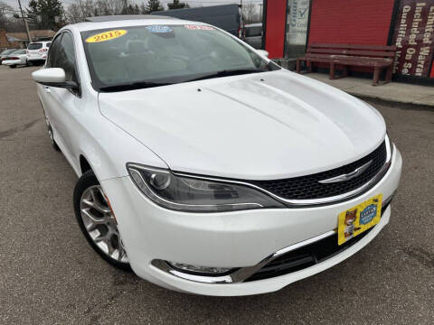 2015 Chrysler 200 for sale at 4 Wheels Premium Pre-Owned Vehicles in Youngstown OH