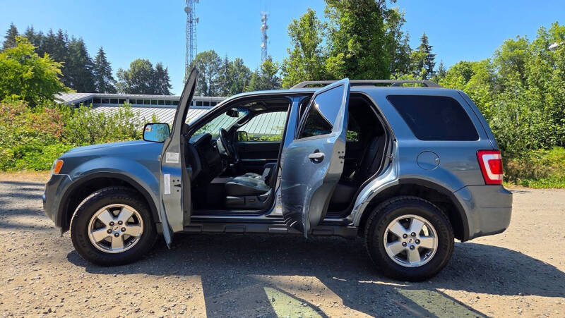 2011 Ford Escape XLT