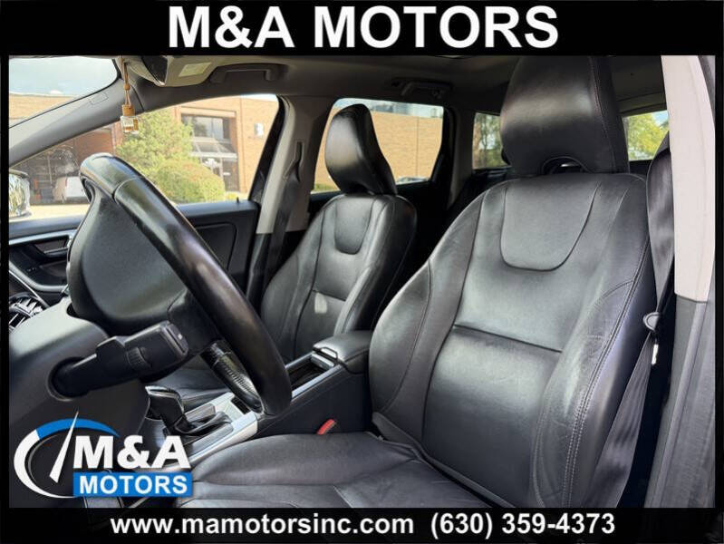 2016 Volvo XC60 T5 Drive-E Premier