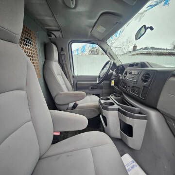 2009 Ford E-Series E-250