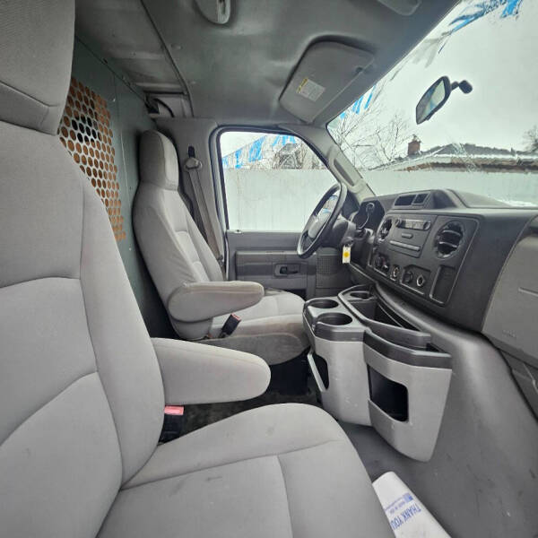 2009 Ford E-Series E-250