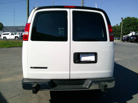 2021 Chevrolet Express 2500