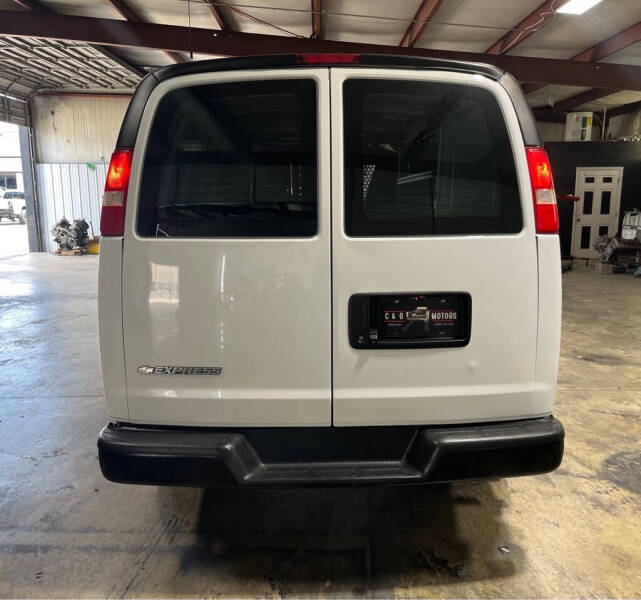 2018 Chevrolet Express 2500