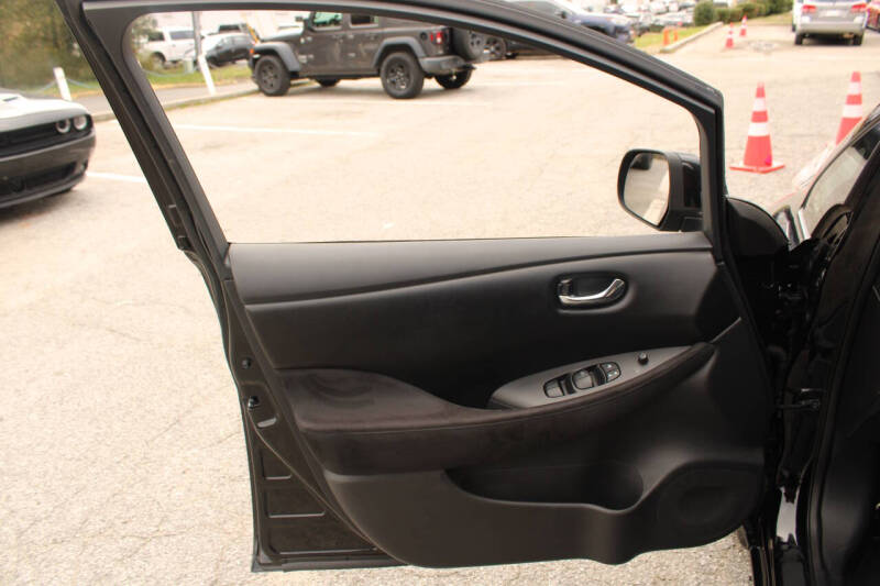 2015 Nissan LEAF