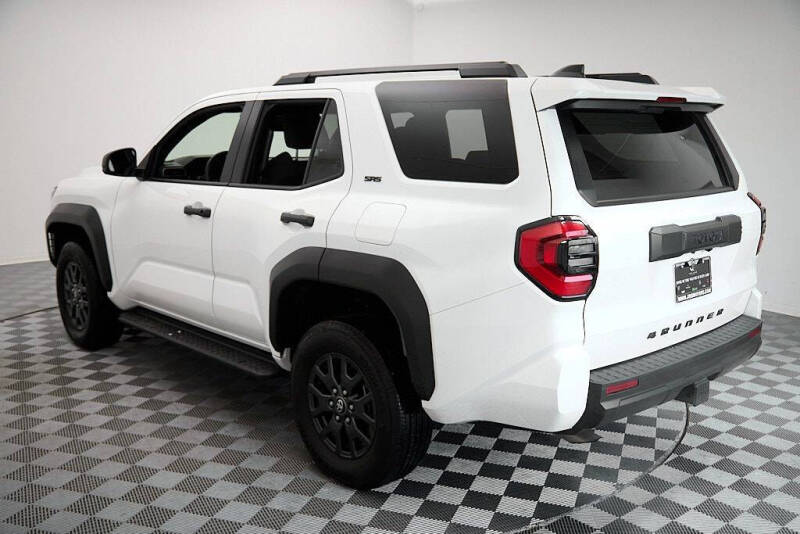 2025 Toyota 4Runner SR5