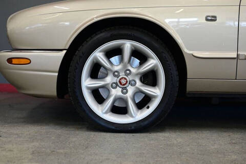 1999 Jaguar XJR