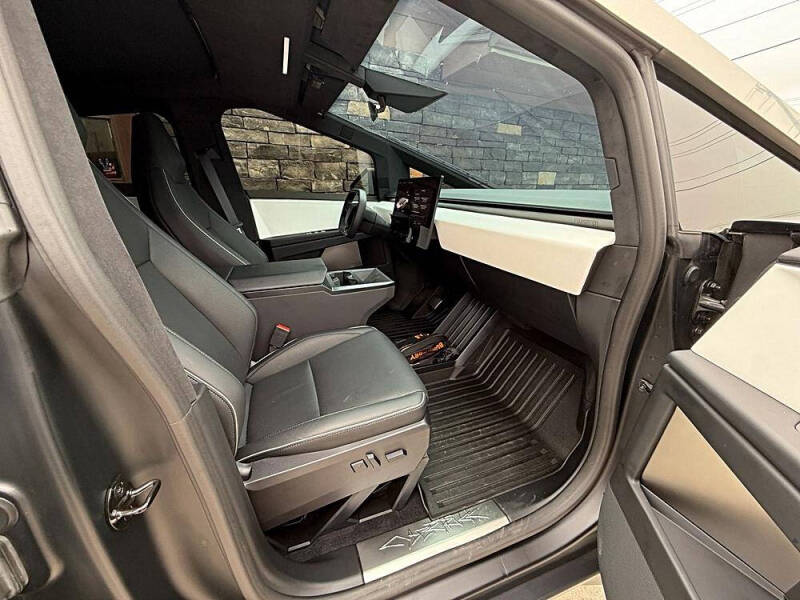 2024 Tesla Cybertruck