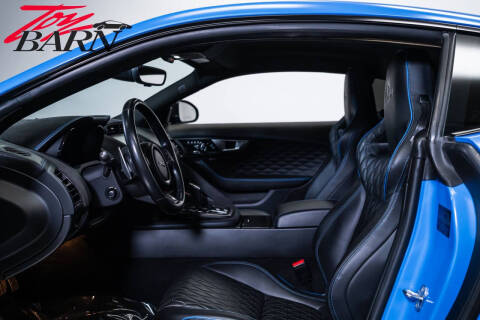 2017 Jaguar F-TYPE SVR