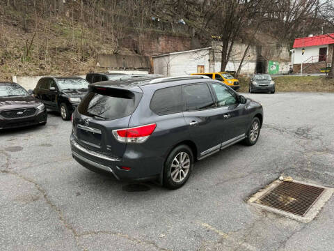 2014 Nissan Pathfinder SL