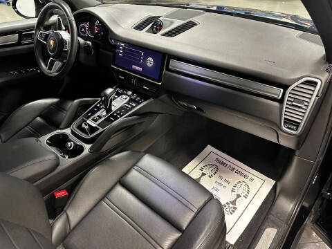 2023 Porsche Cayenne